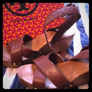 Tory Burch Ridley-Tumbled Leather wedge